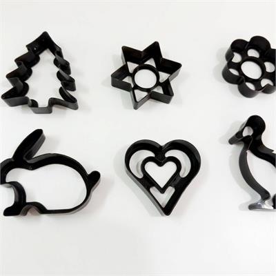 סט של 6 חותכני עוגיות: חותכן עץ, 2 חותכני פרח, חותכן לב בתוך לב, חותכן ארנבת, חותכן ברווז